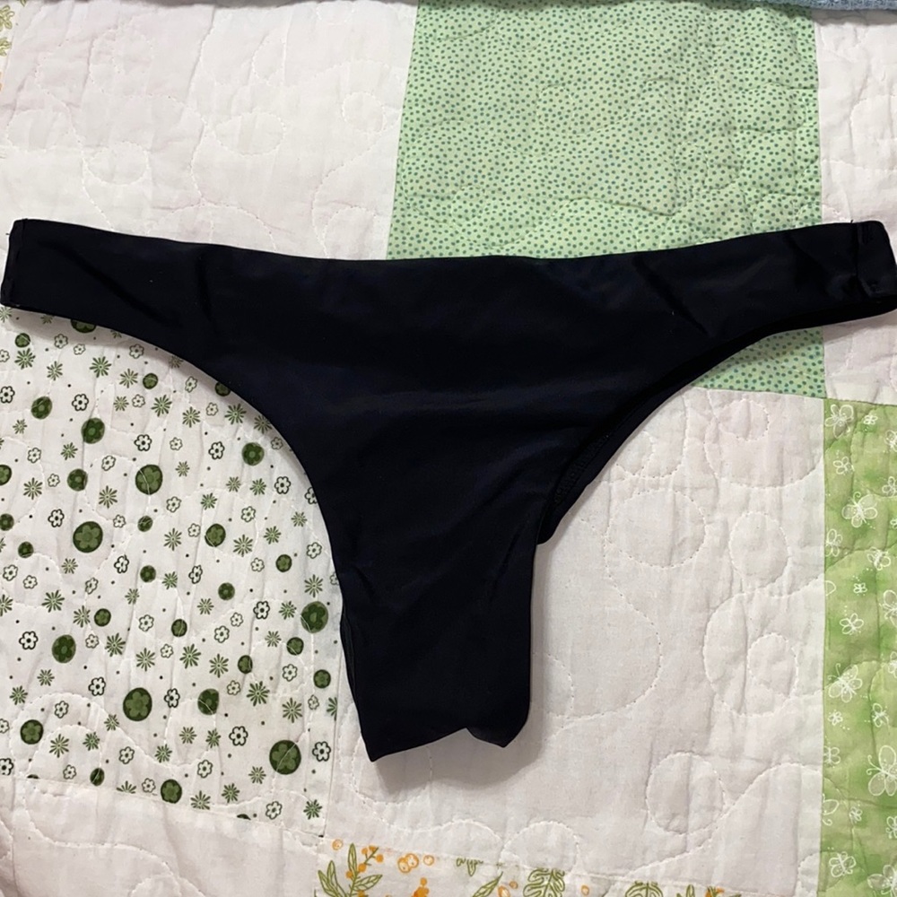 Bikini bottoms